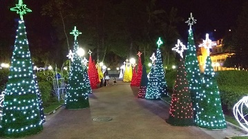 Veja como ficou a decoração de Natal em Poços de Caldas